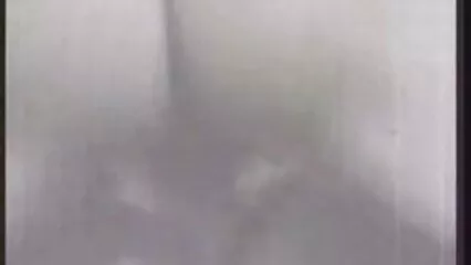 Mete los dedos en el culo