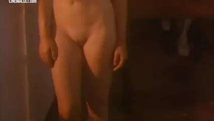 Potra rusa follando duro durante el sexo con Timur follando vecina casada